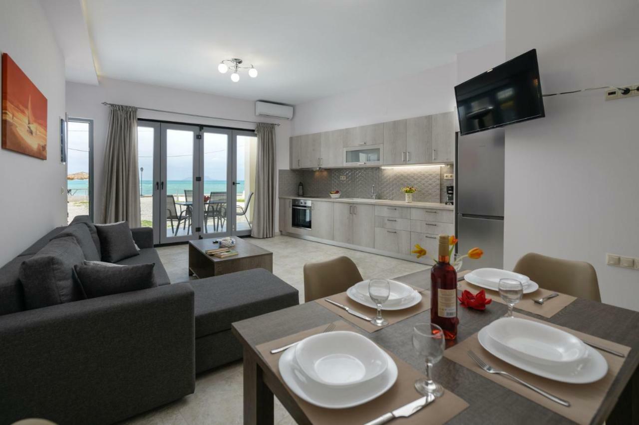 Coral Sea Apartment Kokkinos Pyrgos Zewnętrze zdjęcie