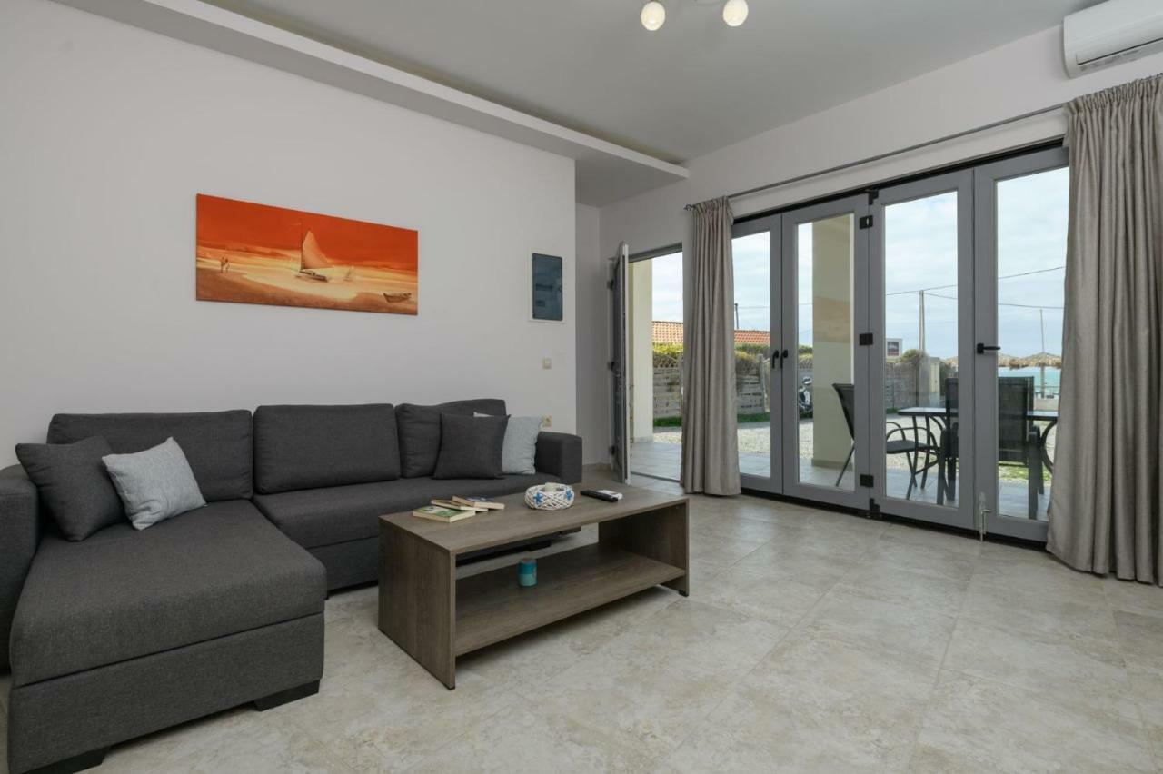 Coral Sea Apartment Kokkinos Pyrgos Zewnętrze zdjęcie