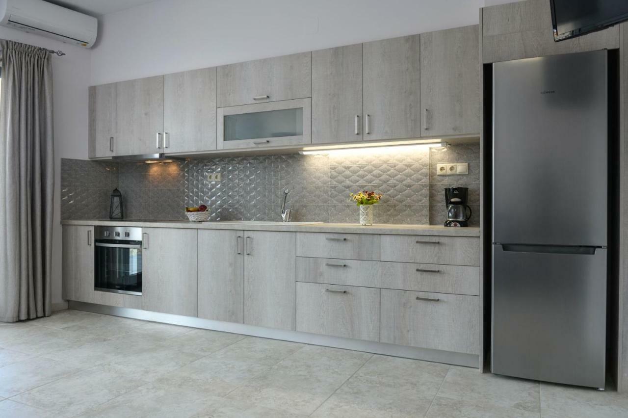 Coral Sea Apartment Kokkinos Pyrgos Zewnętrze zdjęcie